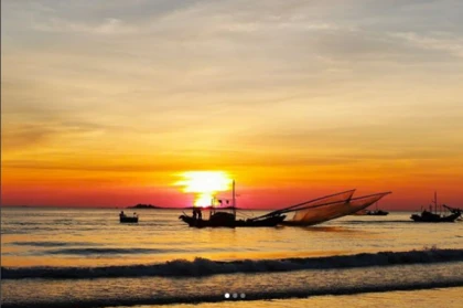 Kinh nghiệm đi biển Thiên Cầm Hà Tĩnh 2023