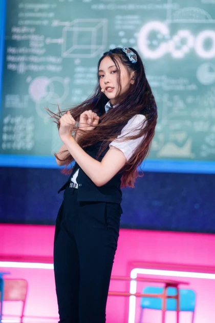 Em út Hyein xinh đẹp và tài năng của nhóm nữ tân binh NewJeans