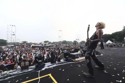 Huyền thoại hip hop Epik High hối hận vì giờ mới đến Việt Nam