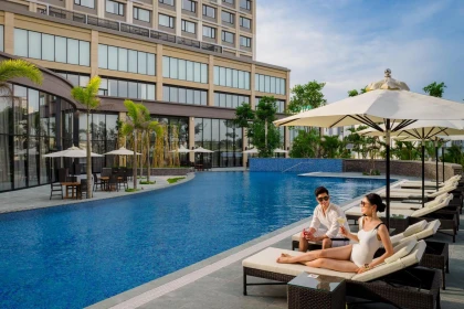 Khách sạn hải phòng có bể bơi và không gian đẹp