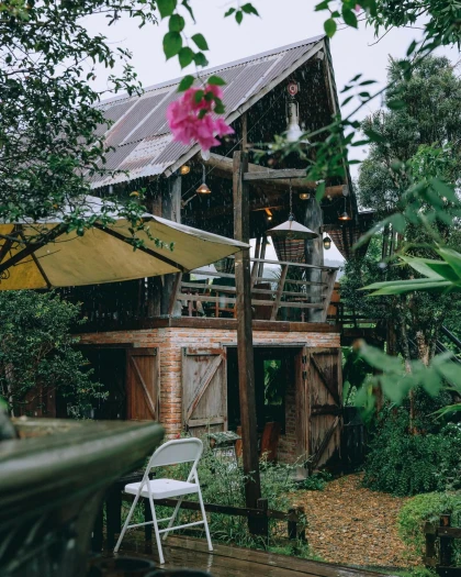 Quán cafe phong cách cổ điển đẹp ở huế