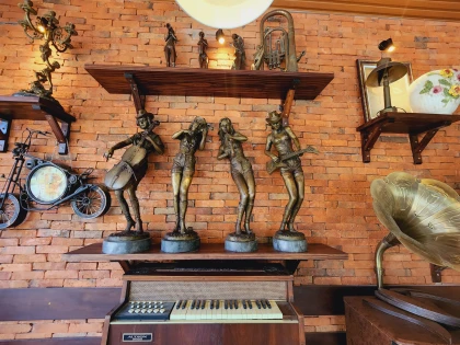 Quán cafe phong cách cổ điển đẹp ở huế