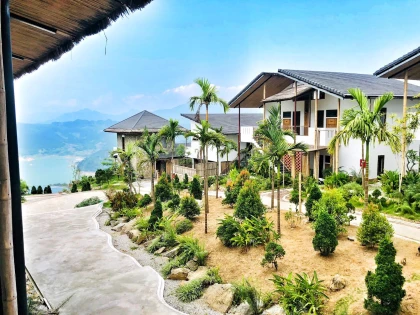 Review Bakhan Village Resort Hòa Bình